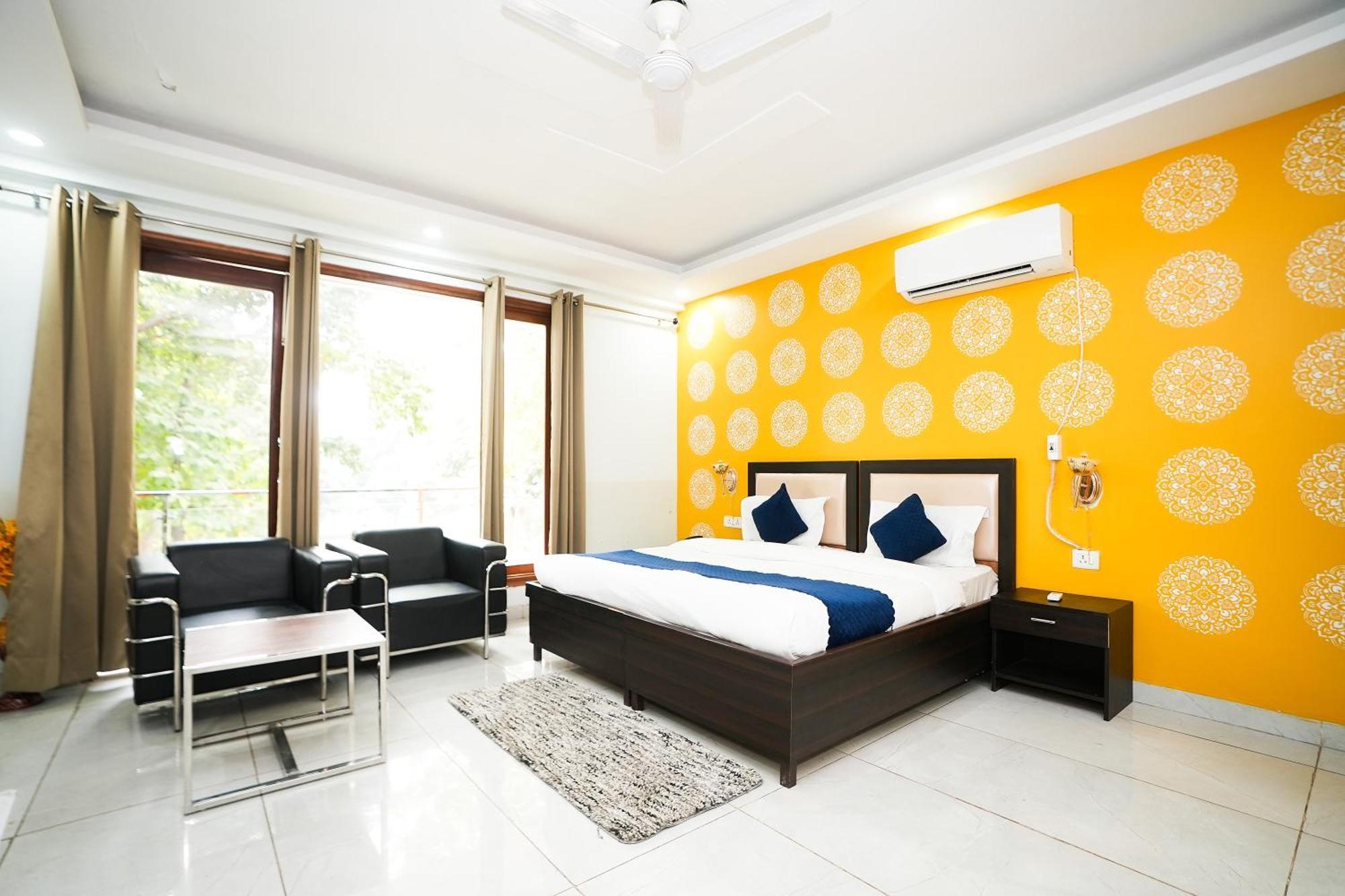 Hotel Tanvi Premium Residency Near Artemis Hospital, Gurugram Gurgaon Esterno foto